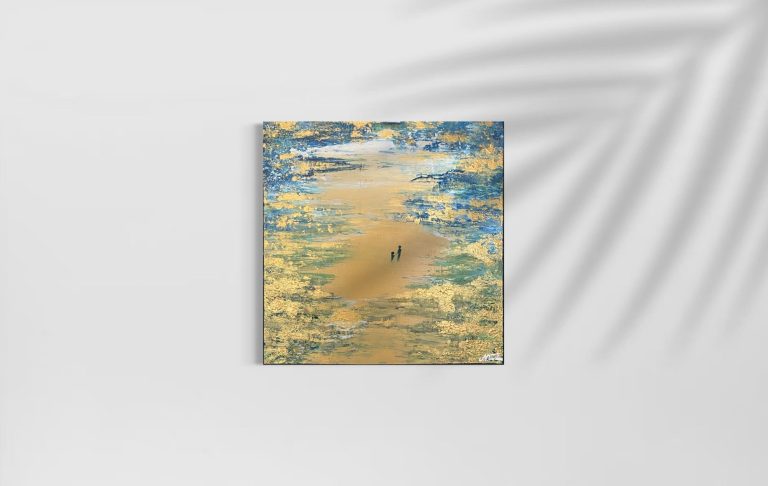 Ein abstraktes Kunstwerk mit goldenen und blauen Farben, das einen weiten Horizont darstellt.